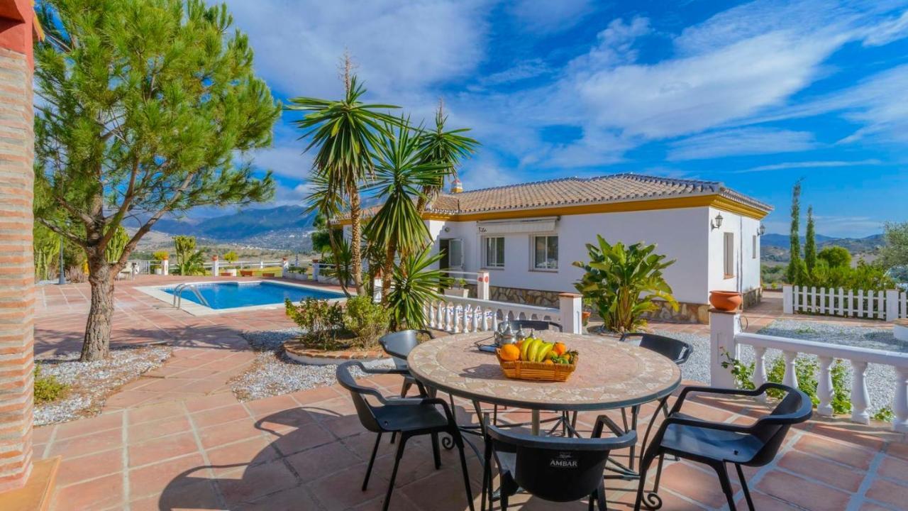 Casa Rocio Y Paloma Vinuela By Ruralidays Villa Екстериор снимка
