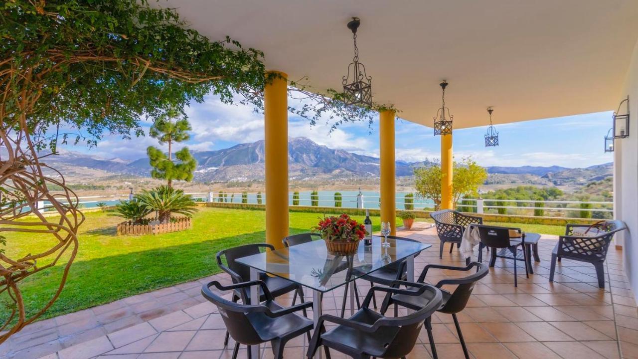 Casa Rocio Y Paloma Vinuela By Ruralidays Villa Екстериор снимка