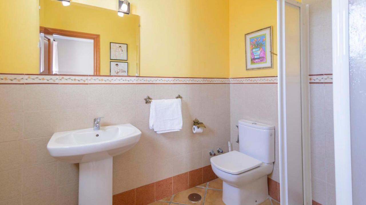 Casa Rocio Y Paloma Vinuela By Ruralidays Villa Екстериор снимка