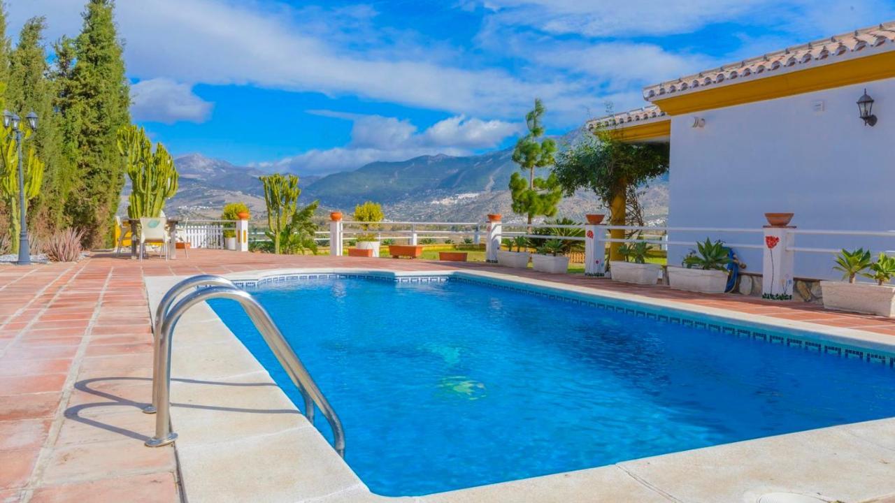 Casa Rocio Y Paloma Vinuela By Ruralidays Villa Екстериор снимка